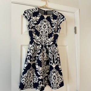 Juniors dress
